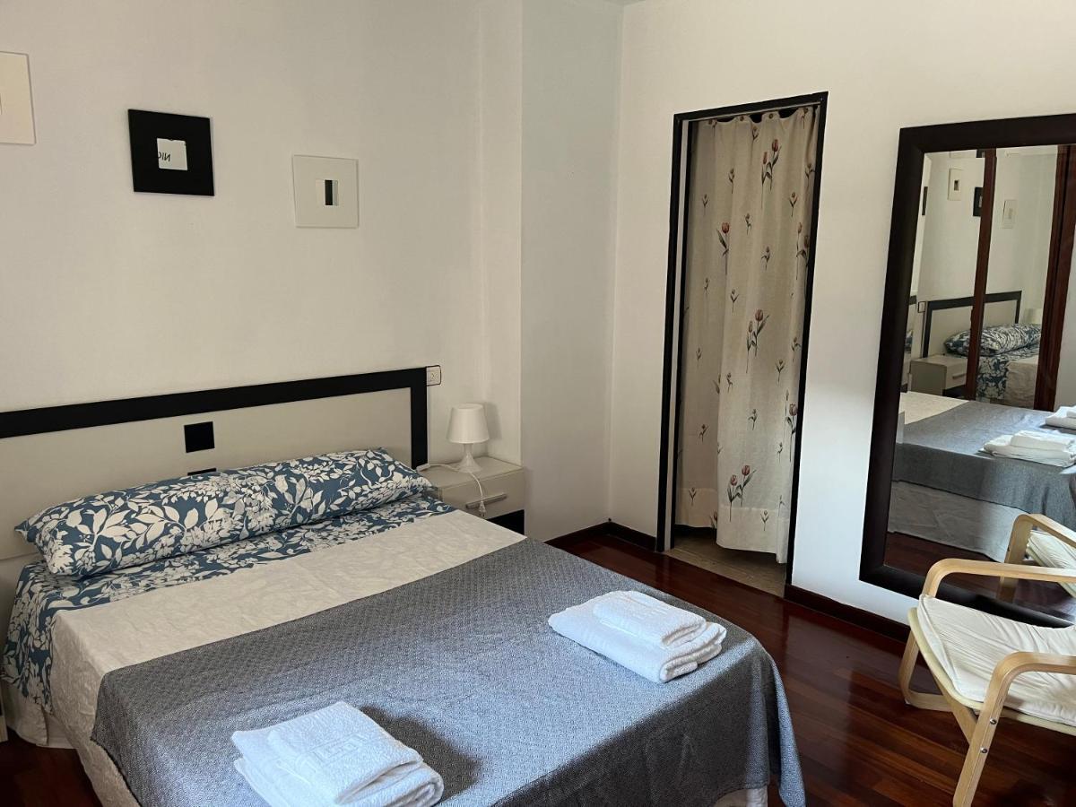 Apartamento Herreria Caldas De Reis Exteriör bild